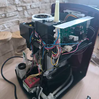 JS Progress, dépannage informatique à Toulon et dans le Var : réparation électronique, domotique, maison connectée, assistance rapide à domicile.